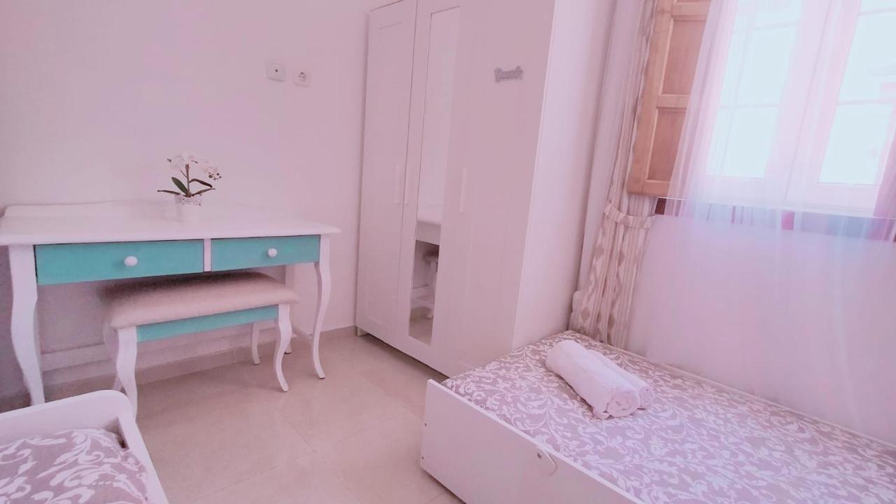 Готель La Casita Арона Екстер'єр фото
